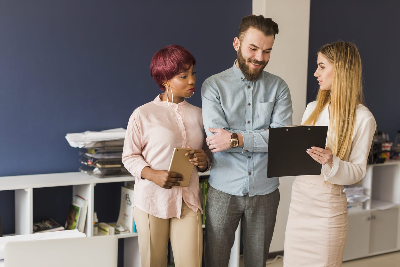 Vantagens do software de controle de horas. Por que sua empresa precisa ter?